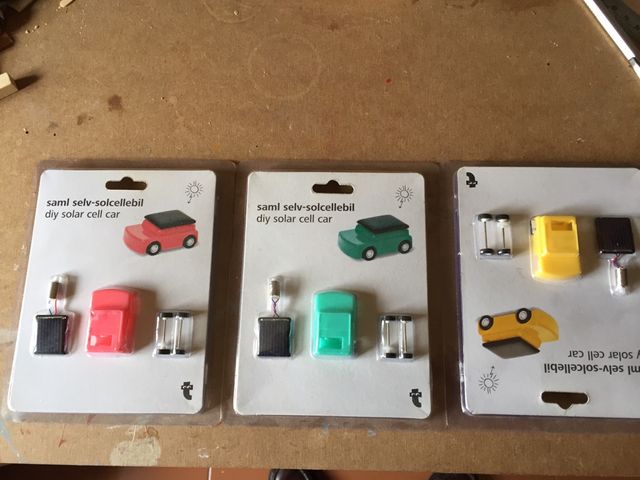 Cochecito solar con motor. 3 €