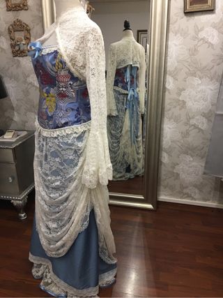 ALQUILER Vestido de epoca