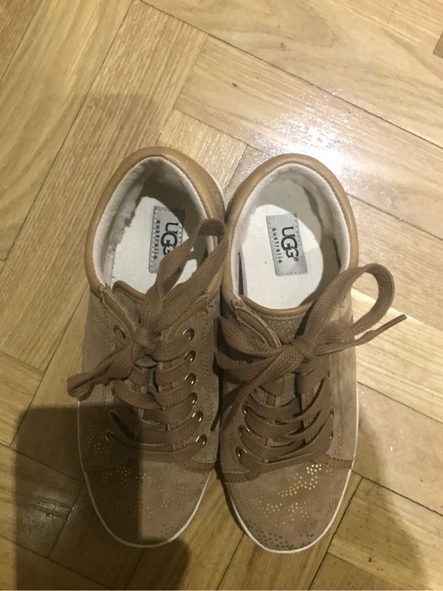 Zapatillas UGG originales  nuevas