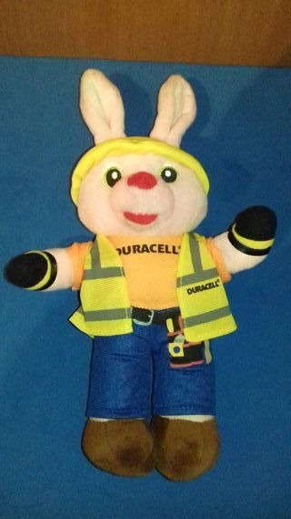 conejo duracell peluche