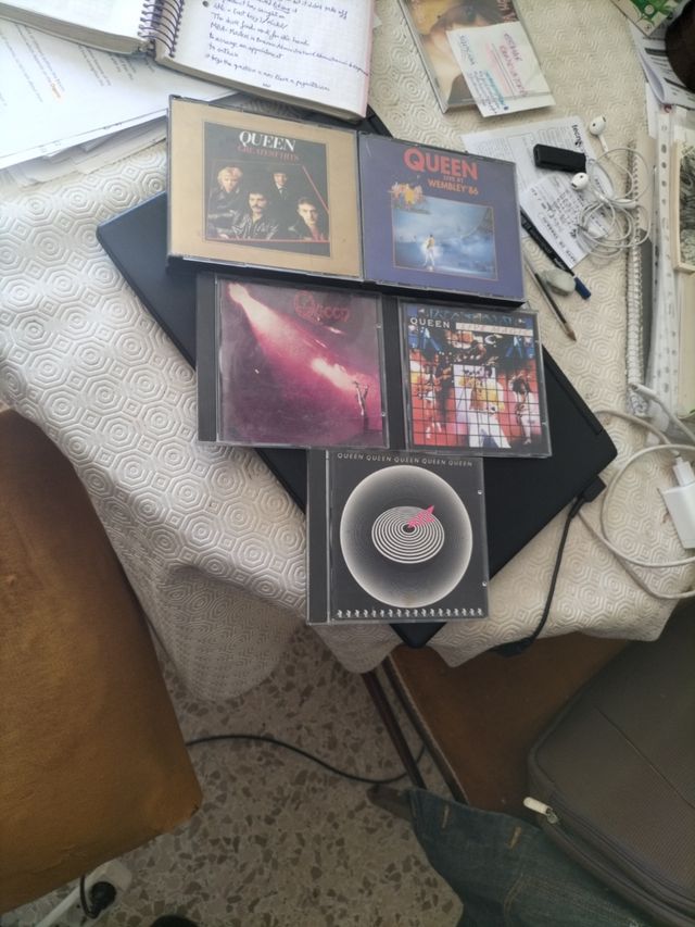 NO SON A 1€ queen Laura Pausini CDs CD disco