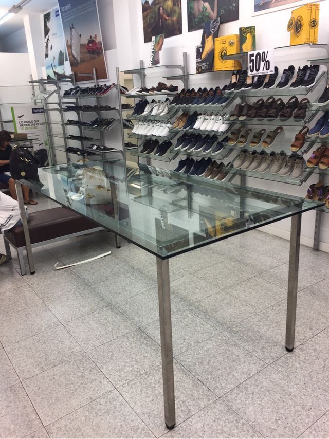 Mesa de cristal y acero inoxid