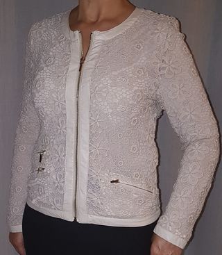 Chaqueta Tricot Ochos con Bajo de Guipur - Antollos Complementos