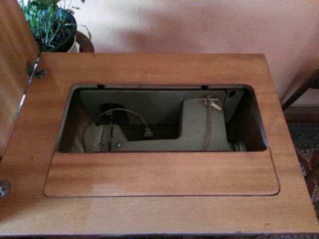 MÁQUINA DE COSER SIGMA