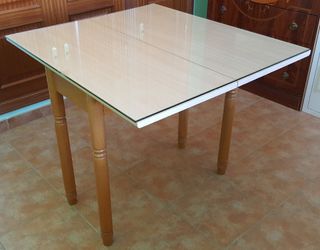 Mesa de Cocina de segunda mano en la provincia de Jaén en WALLAPOP Mesa de Cocina de segunda mano en la provincia de Jaén en WALLAPOP