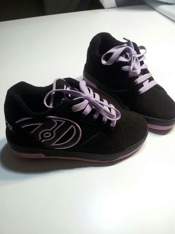 Zapatos niña con ruedas n33