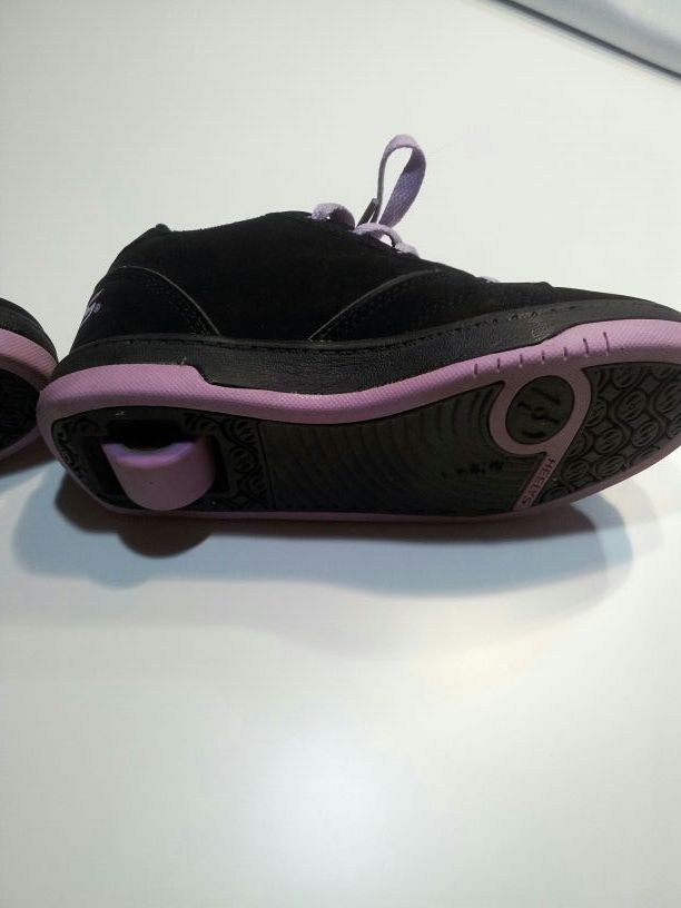 Zapatos niña con ruedas n33