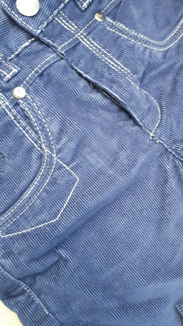 Pantalón marca Palominos T. 128