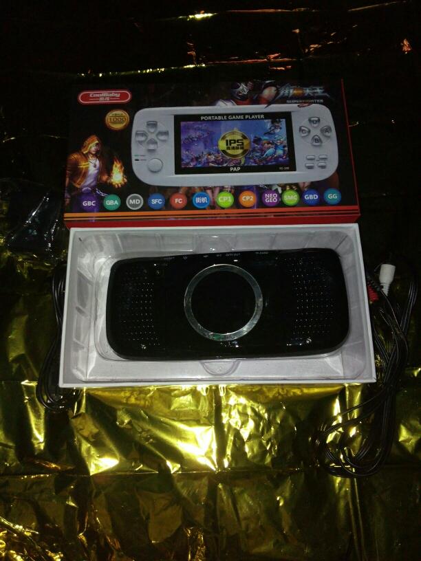 SNK NEO GEO + CAPCOM PLAY SYSTEM PORTÁTIL