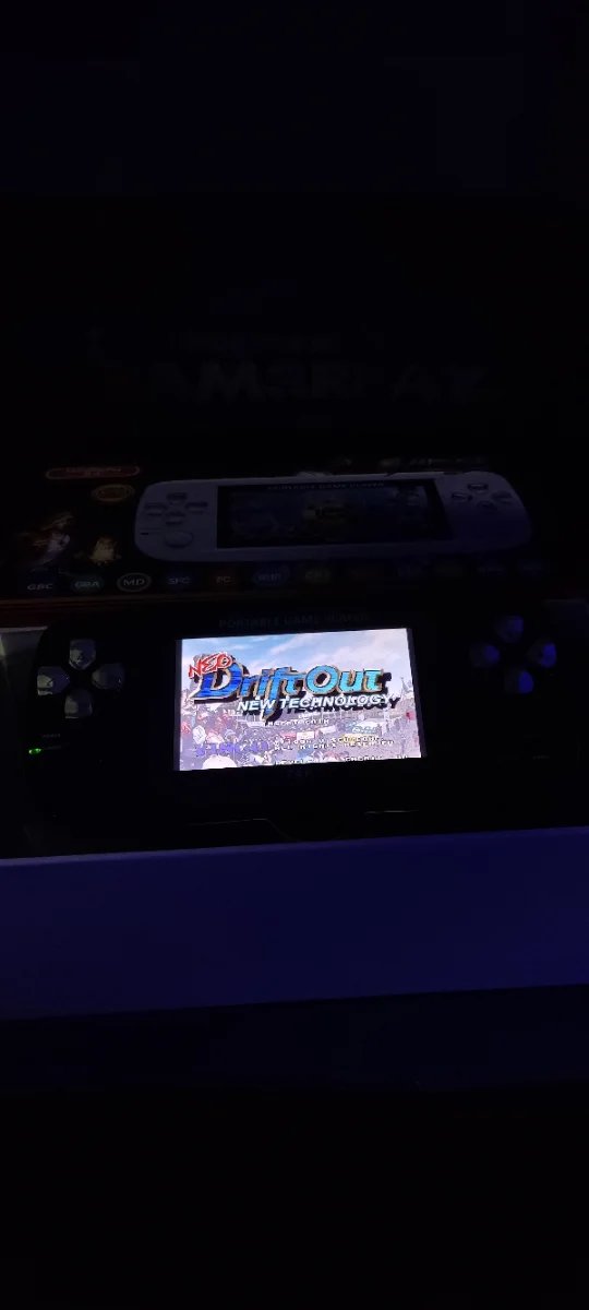 SNK NEO GEO + CAPCOM PLAY SYSTEM PORTÁTIL