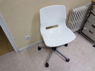 Sillas de oficina de segunda mano en Las Rozas de Madrid en WALLAPOP Sillas de oficina de segunda mano en Las Rozas de Madrid en WALLAPOP