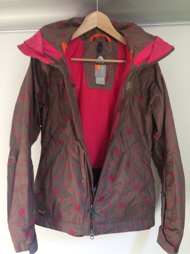 CHAQUETA NIKE SPORT SKY