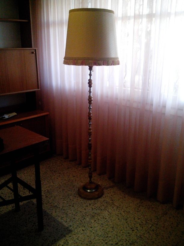 Lámpara de pie
