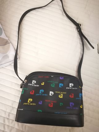 Bandolera Pierre Cardin de segunda mano por 35 EUR en Santa Cruz de  Tenerife en WALLAPOP