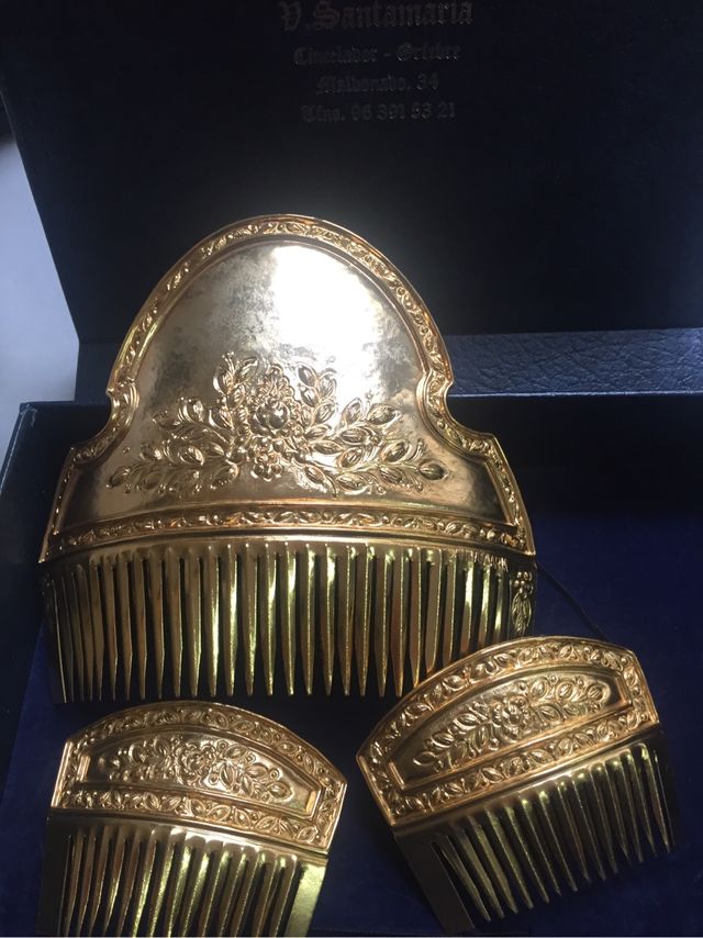 Peinetas fallera niña.