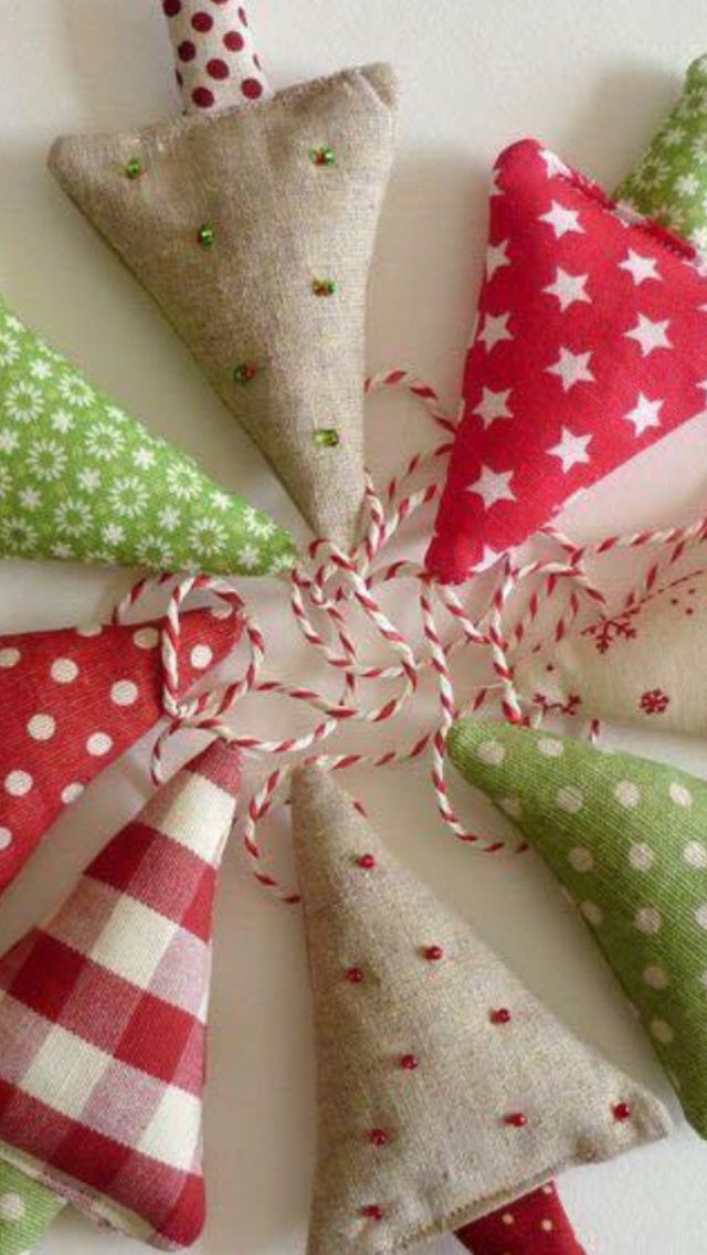 NAVIDAD ADORNOS ARBOL