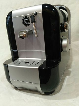 Cafetera Philips Saeco Lavazza A Modo Mio Roja | RI9575/31 | 8015925102861  | TiendaTR