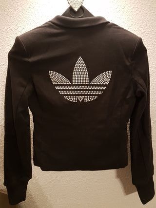 Chaqueta\\/Americana Adidas de segunda mano por 23 EUR en Alcorcón en  WALLAPOP