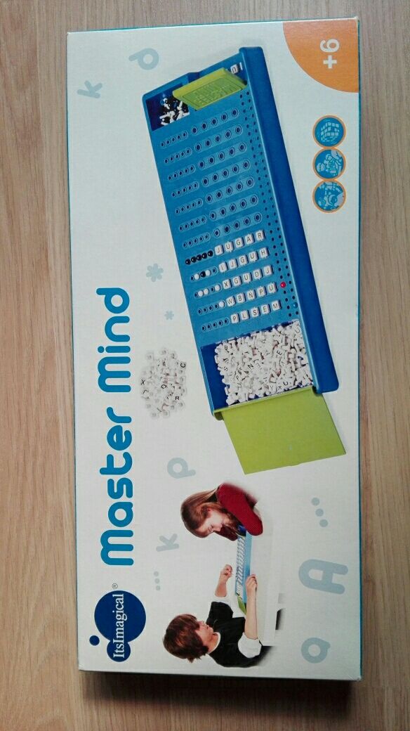 Juego de mesa Master Mind.