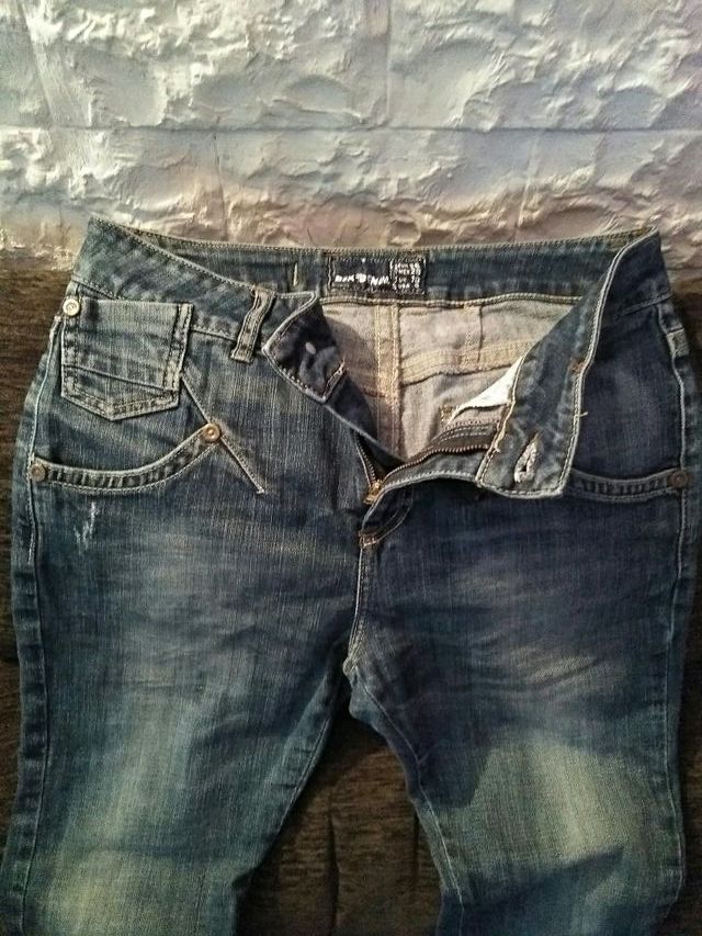 pantalón tejano Bershka 