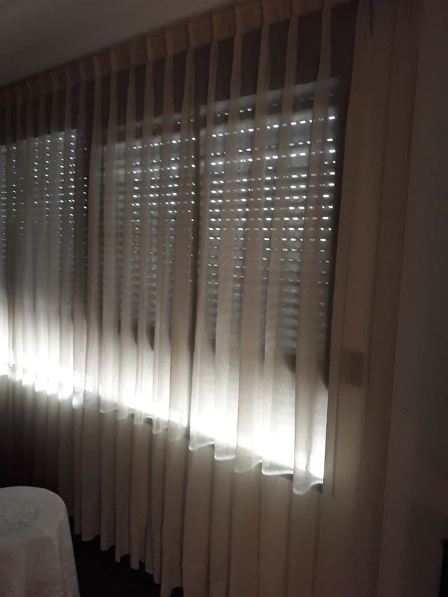 Cortinas comedor bordadas de segunda mano por 100 € en Alaquas en ... Cortinas comedor bordadas de segunda mano por 100 € en Alaquas en ...