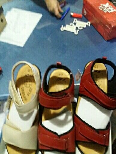 Chanclas descansaflex n 41 unas rojas otras beis