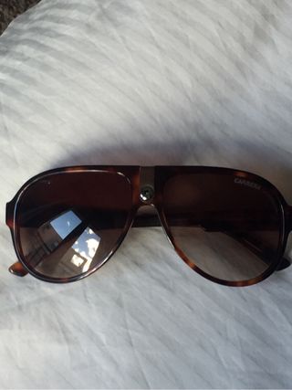 GAFAS DE SOL CARRERA MARRONES de segunda mano por 65 EUR en Madrid en  WALLAPOP