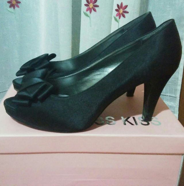 Zapatos de fiesta tacón negros raso N°38 de 1 uso