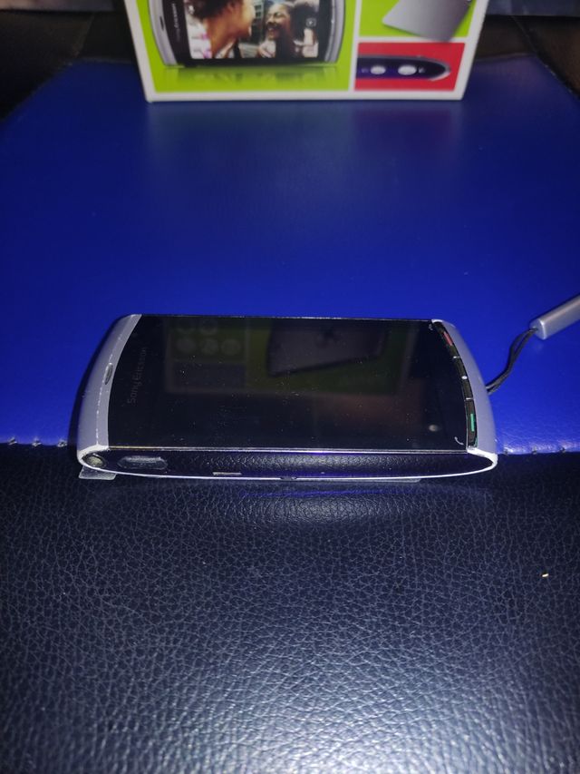SONY ERICCSON VIVAZ @ SMARTPHONE HD