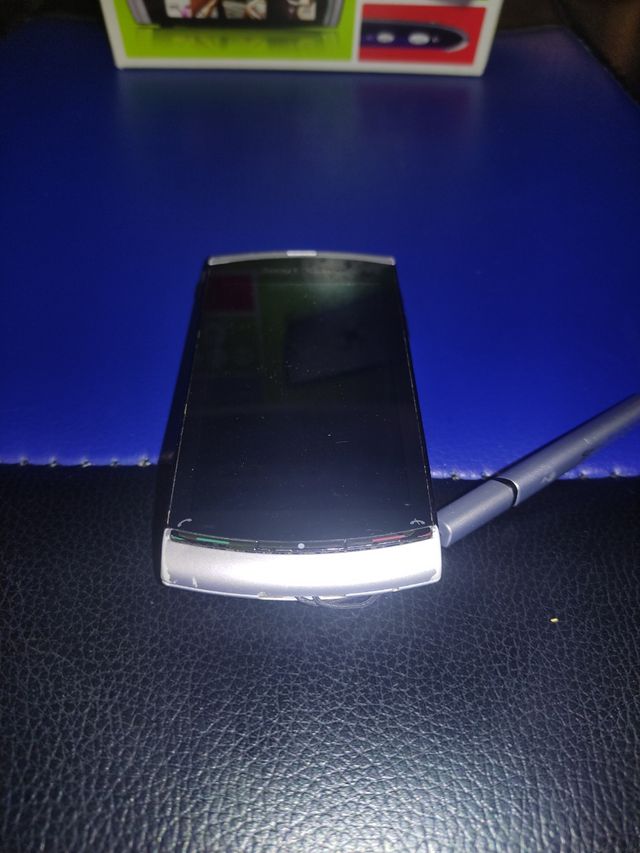 SONY ERICCSON VIVAZ @ SMARTPHONE HD