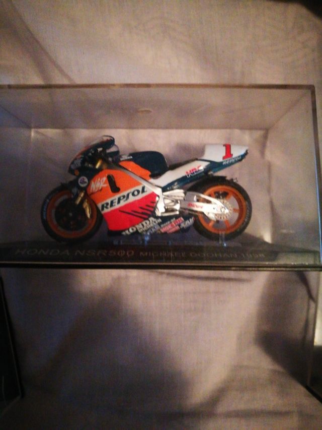 motos escala pequeña lote