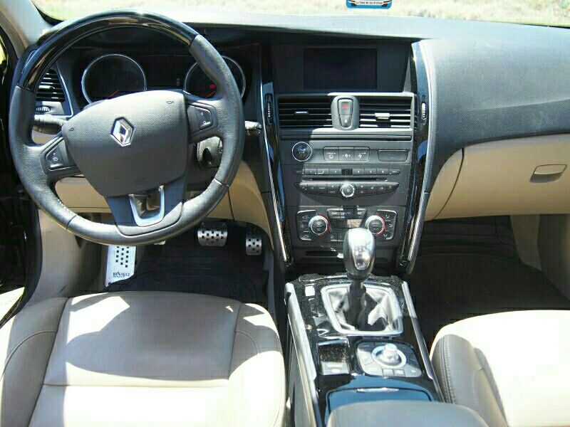 Renault Latitude 2012 - foto 1