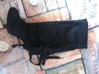 Botas mosqueteras UNISA de segunda mano por 90 EUR en Madrid en WALLAPOP