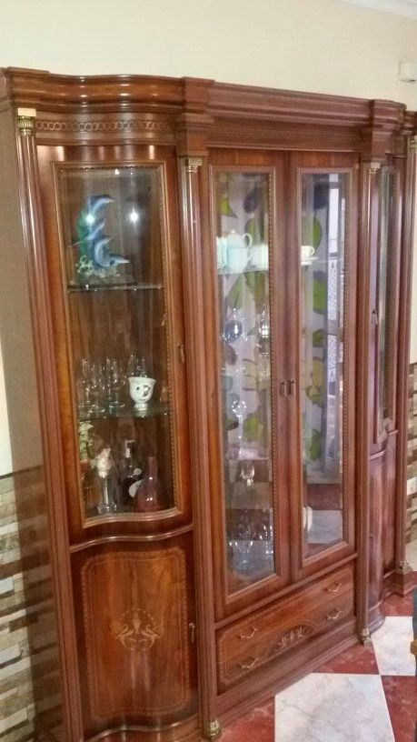 Mueble vitrina comedor de segunda mano por 150 € en Dos Hermanas en ... Mueble vitrina comedor de segunda mano por 150 € en Dos Hermanas en ...