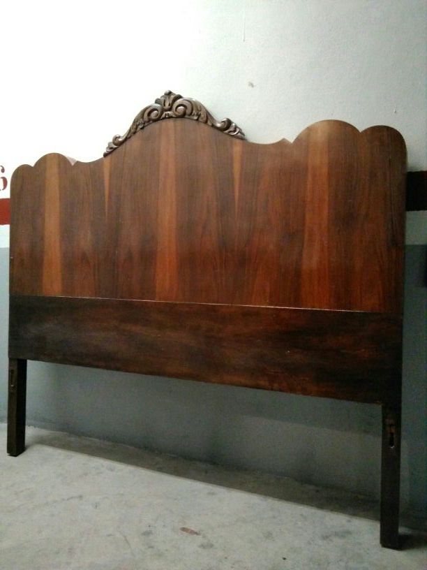 Oferta de cabezal antiguo y pies madera