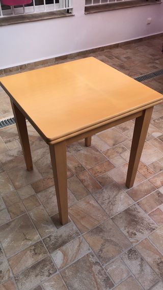 Mesa comedor madera de segunda mano en Málaga en WALLAPOP