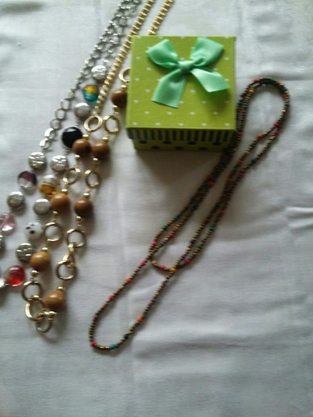 3 collares largos nuevos