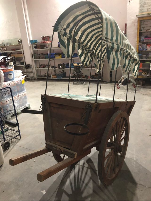 Carro madera de segunda mano por 180 € en Madrid en WALLAPOP