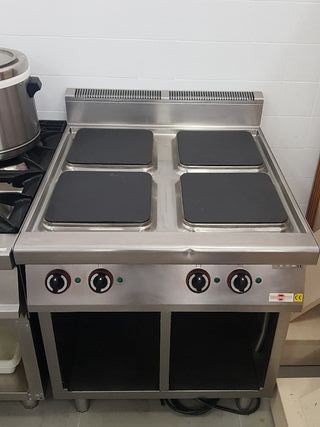 Cocina industrial electrica liquidación stock de segunda mano por 900 EUR  en Castello\\/Castellon de La Plana en WALLAPOP