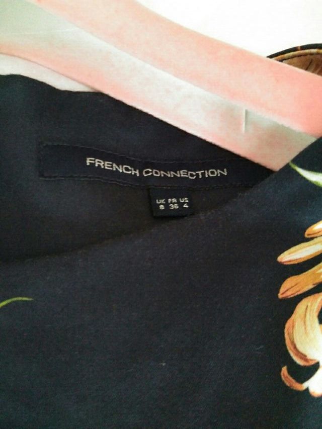 Vestido French Connection