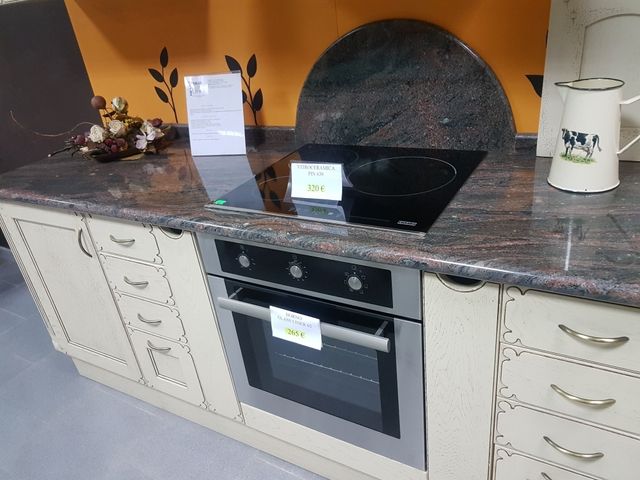 Encimera cocina granito de segunda mano por 290 € en Cuéllar en WALLAPOP