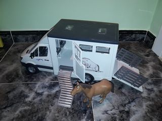 En Opzuxki Gavà Mano Autocaravana 27 Por € Juguete Wallapop Segunda De vmNOn80w