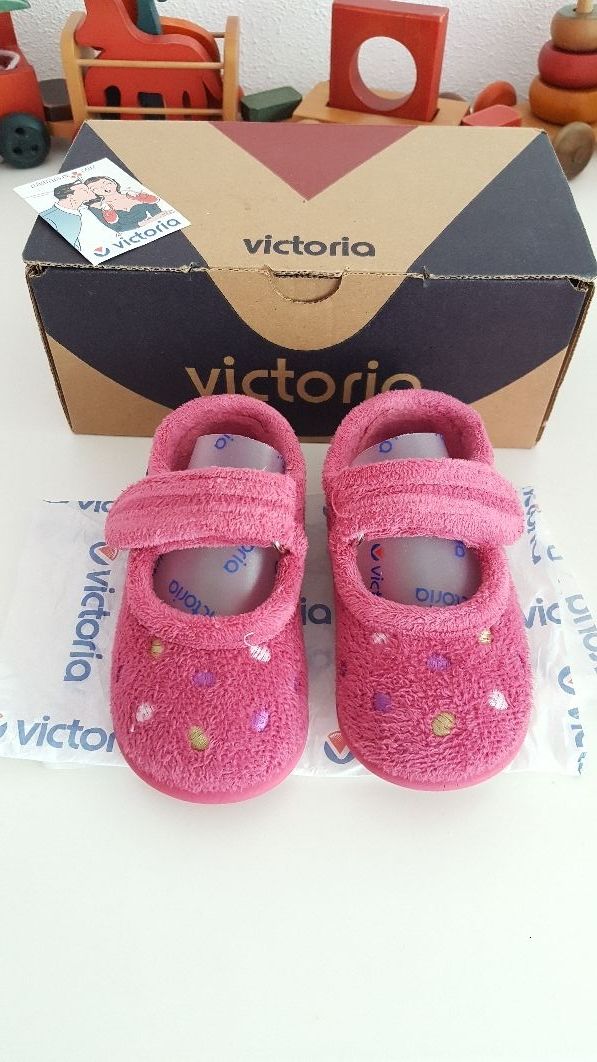 ZAPATOS "VICTORIA" TALLA 21