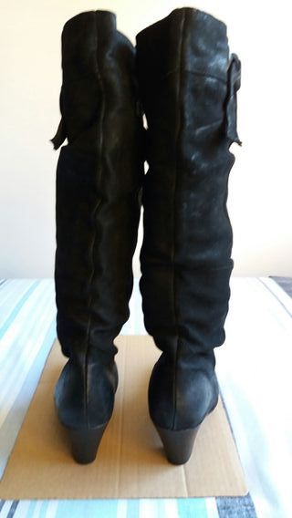 BOTAS DE MUJER BLACKFIELD.Muy rebajadas!!!! de segunda mano por 25 EUR en  Castelldefels en WALLAPOP