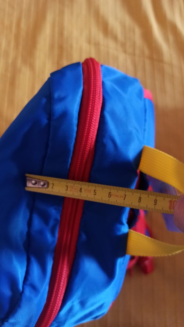 Mochila Puma Superman con capa nueva SIN ESTRENAR