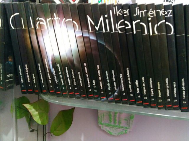 Colección cuarto milenio de segunda mano por 65 € en Coslada en WALLAPOP Colección cuarto milenio de segunda mano por 65 € en Coslada en WALLAPOP