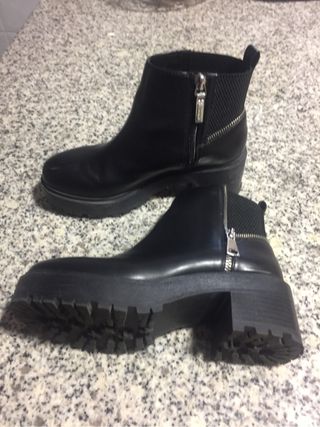 botas bershka