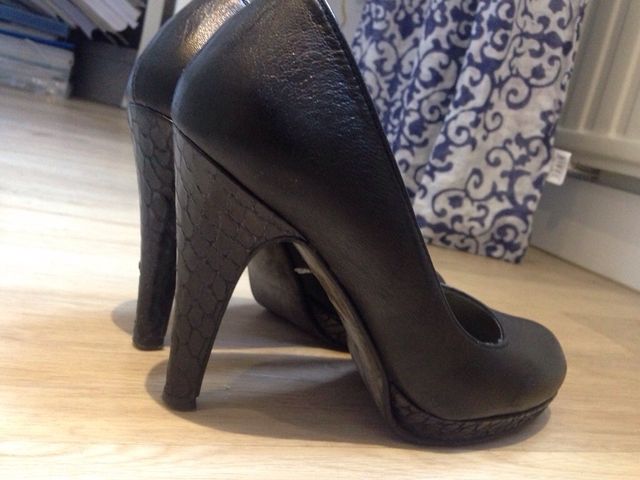 Zapatos piel n 35 - 36 poco uso