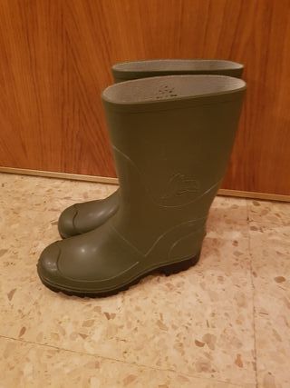 Botas jardinero en Alcobendas en WALLAPOP