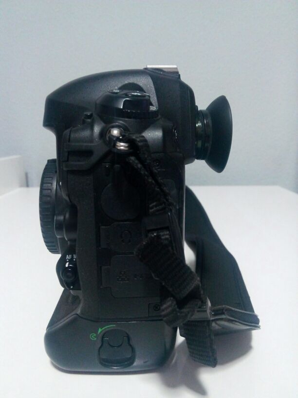 Cámara digital Nikon D4